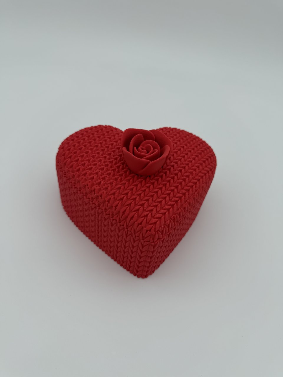 Heart Rose Keepsake Box — handmade 3D printed home decor made in Canada