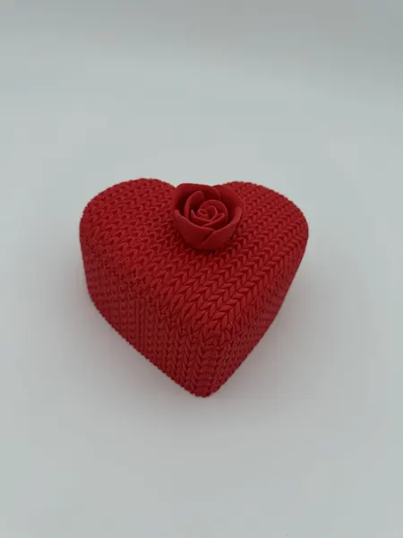 Heart rose keepsake box for jewellery and small gifts